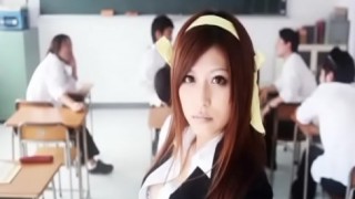 Cô giáo xinh đẹp dạy môn tình dục học